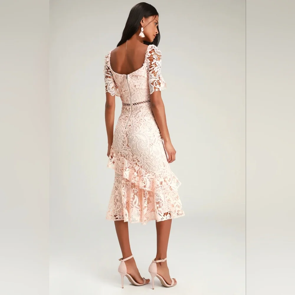NWT LULUS Briarwood Blush Pink Lace Ruffled Midi Dress Size Large - Picture 2 of 4